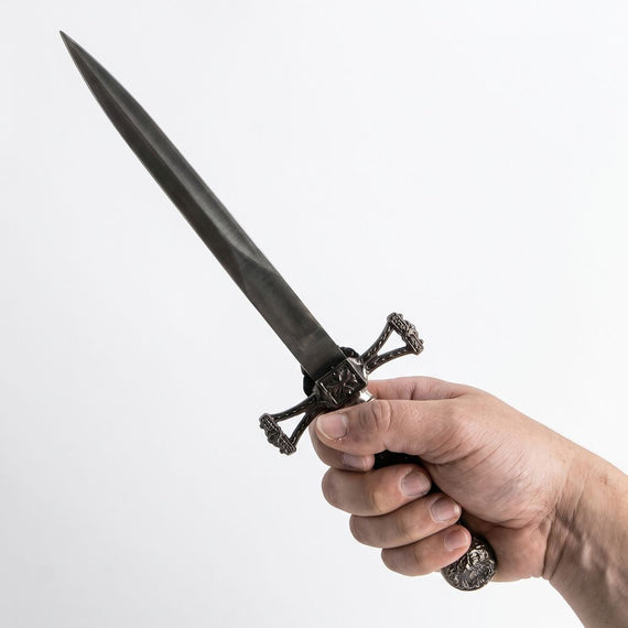 13.5 inch Renaissance medieval knight dagger with 8 inch stainless steel blade and sheath.